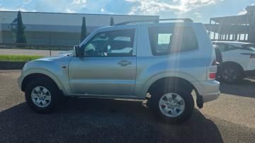 Usata Mitsubishi Pajero 165 CV (121 kW) 2001 Grigio SUV