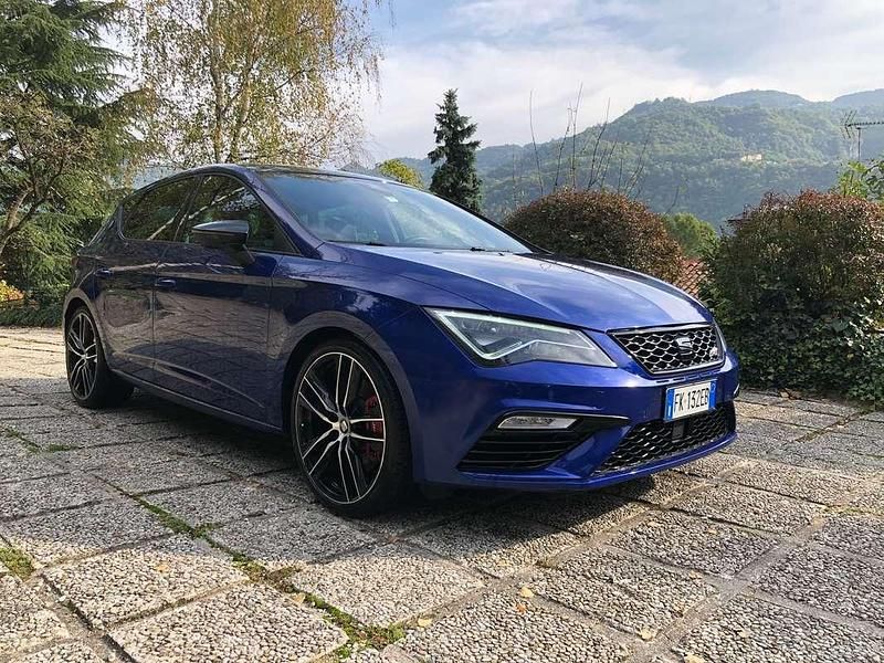 Usata Seat Leon CUPRA 300 CV (220 kW) 2017 Blu/azzurro Berlina