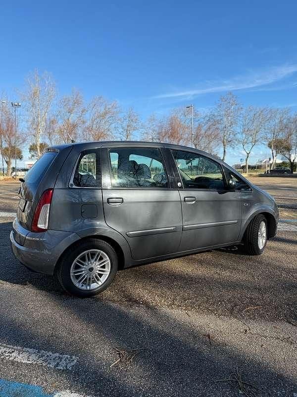 Usata Lancia Musa 77 CV (56 kW) 2009 Monovolume