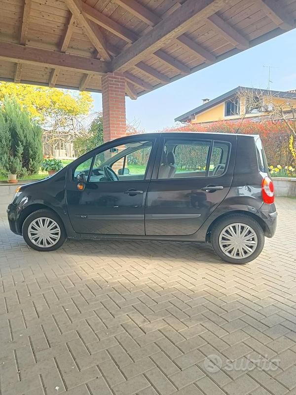 Usata Renault Modus 2005 Nero Monovolume