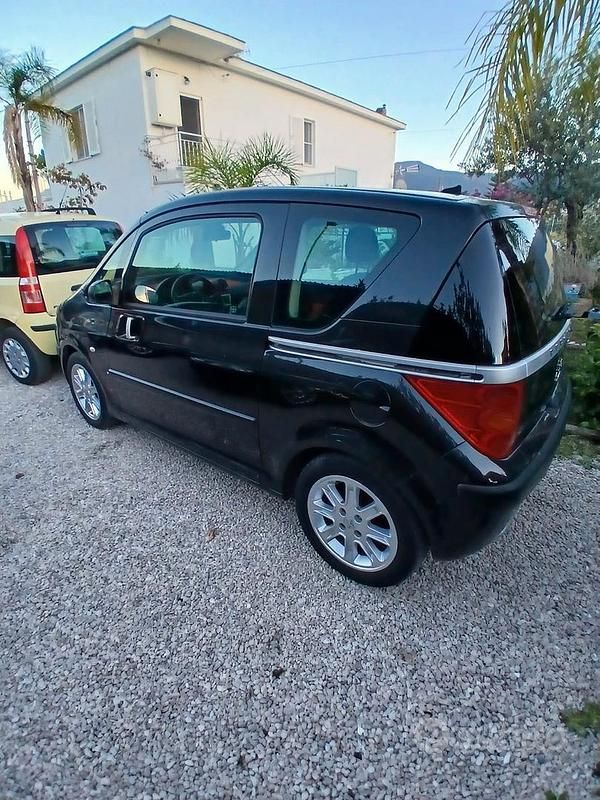 Usata Peugeot 1007 2009 Monovolume
