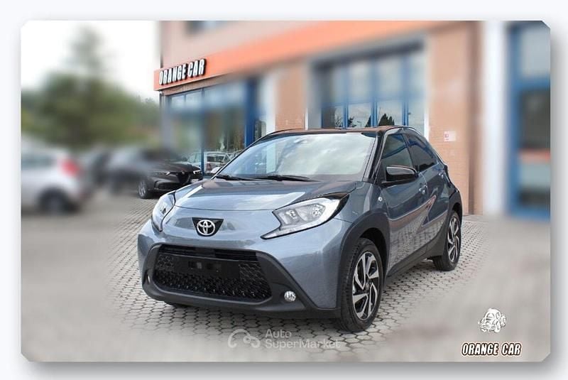 Nero Nuova 2025 Toyota Aygo X Trend SUV | 16.500 € (Buon prezzo) - Immagine 1/4