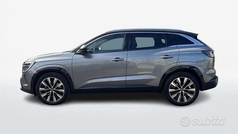 Usata Renault Austral Techno 200 CV (147 kW) 2023 Grigio scuro SUV