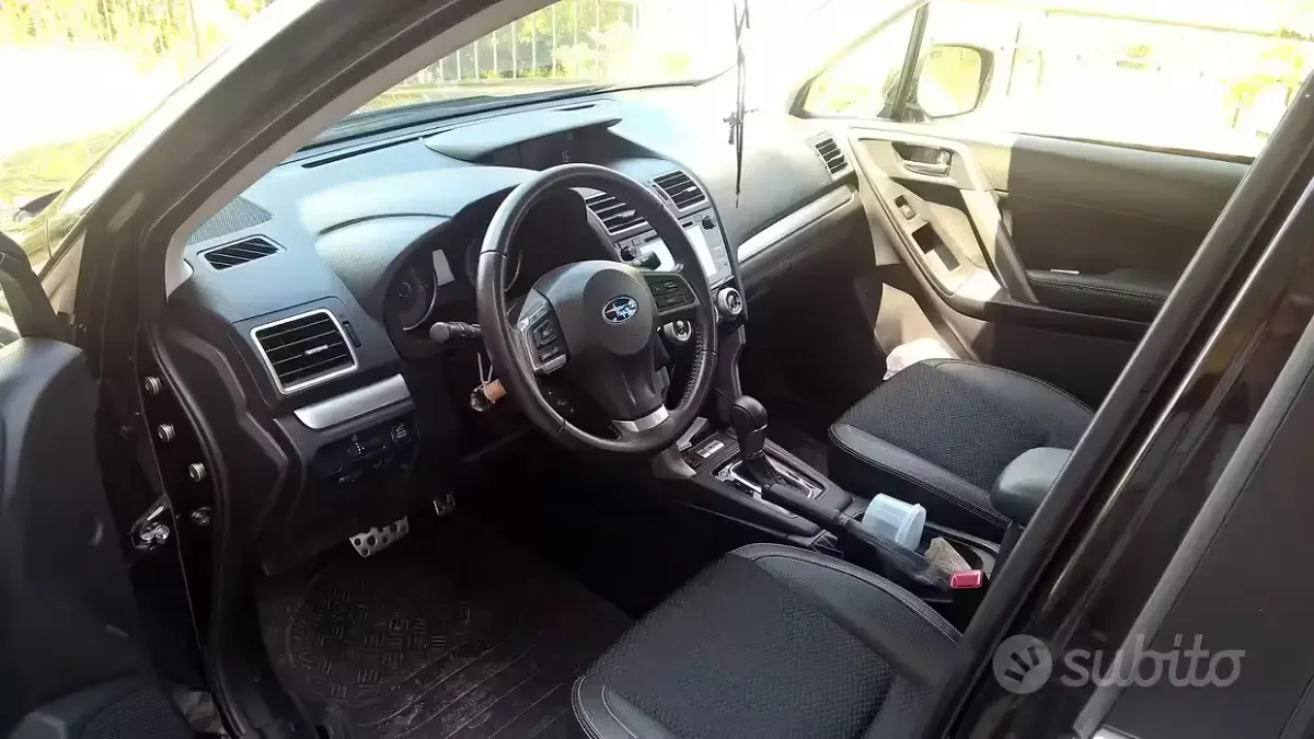 Usata Subaru Forester 147 CV (108 kW) 2015 Nero SUV