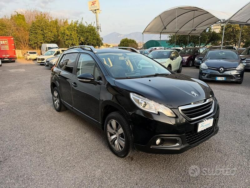 Usata Peugeot 2008 Allure 82 CV (60 kW) 2013 Nero SUV