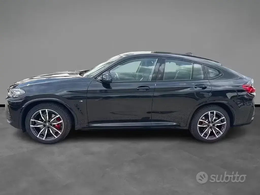 Usata BMW X4 M Sport 190 CV (139 kW) 2023 Nero / metallizzato SUV