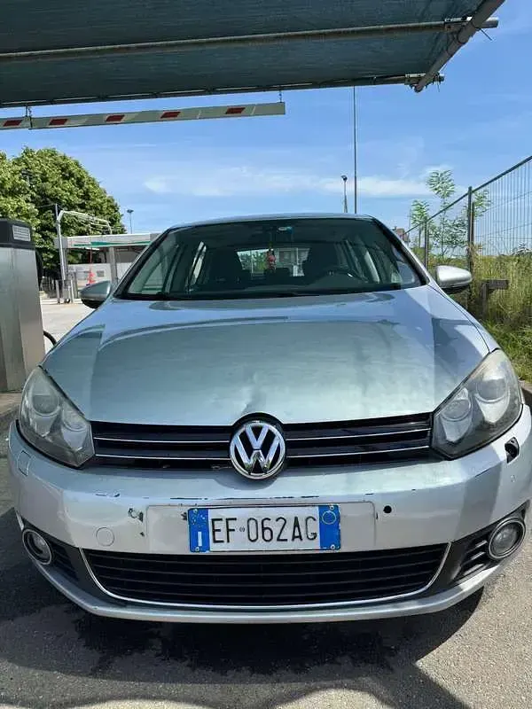Usata VW Golf VI Highline 122 CV (89 kW) 2011 Grigio Utilitaria