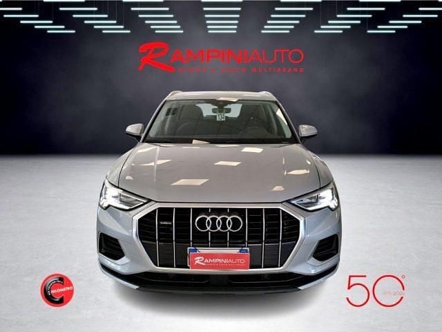 Usata Audi Q3 Comfort 190 CV (139 kW) 2019 Argento SUV