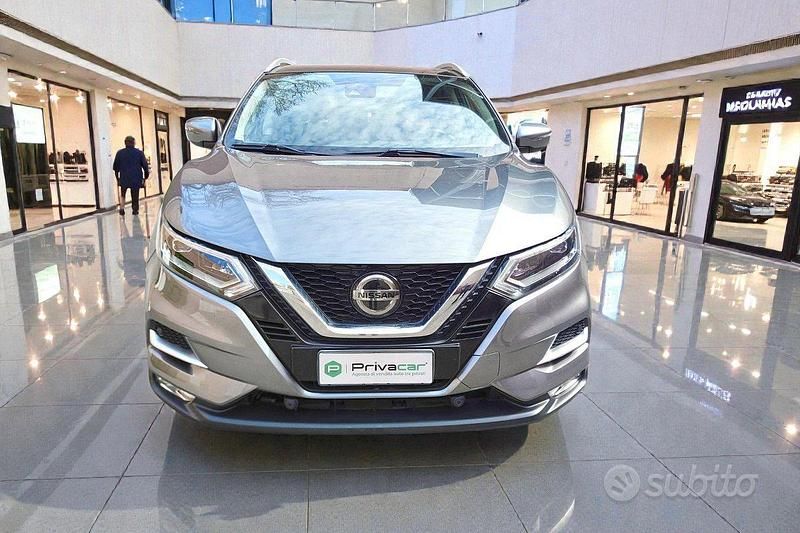 Usata Nissan Qashqai N-Connecta 116 CV (85 kW) 2019 Grigio SUV