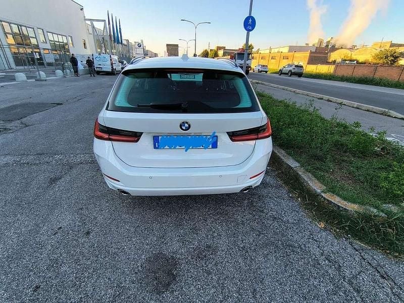 Usata BMW 316 122 CV (89 kW) 2023 Bianco Station wagon
