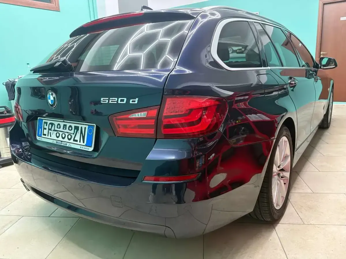 Usata BMW 520 184 CV (135 kW) 2012 Blu/azzurro Station wagon