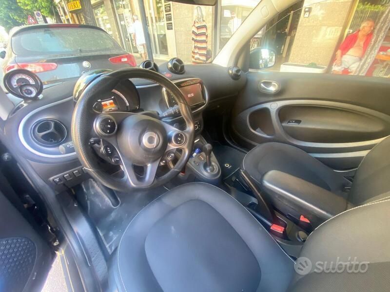 Usata Smart ForTwo Coupé 90 CV (66 kW) 2020 Marrone Coupé