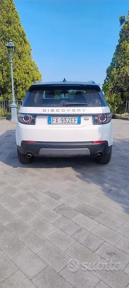 Usata Land Rover Discovery 5 150 CV (110 kW) 2019 Bianco SUV