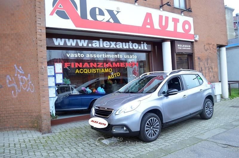 Usata Peugeot 2008 Allure 82 CV (60 kW) 2015 Argento SUV