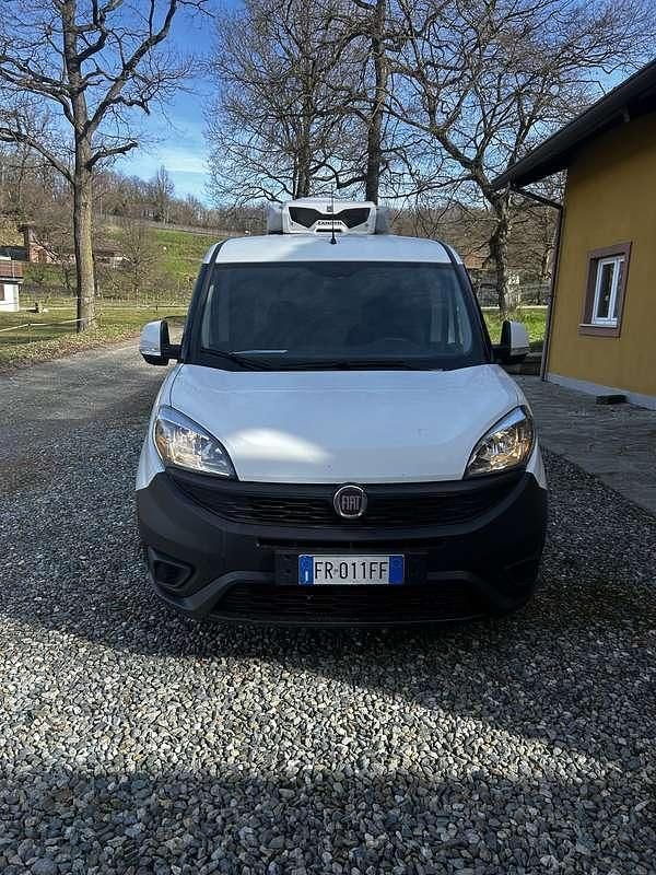 Usata Fiat Doblò 105 CV (77 kW) 2018 Monovolume