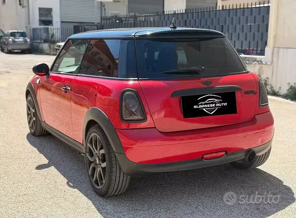 Usata Mini Cooper 109 CV (80 kW) 2007 Rosso Utilitaria