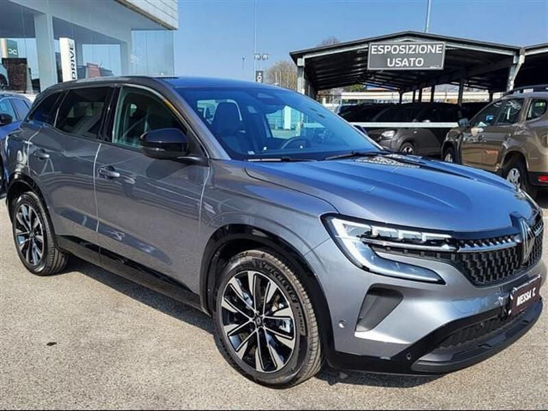 Usata Renault Austral Techno 200 CV (147 kW) 2024 Grigio SUV