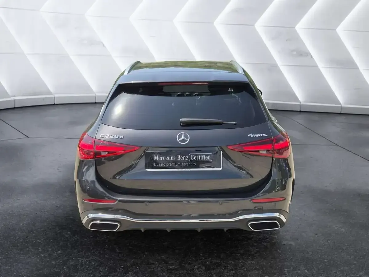 Usata Mercedes C220 Advanced Plus 197 CV (144 kW) 2024 Nero Station wagon