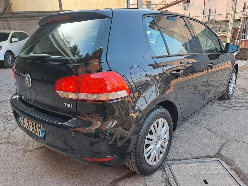 Usata VW Golf VI 105 CV (77 kW) 2010 Nero Utilitaria
