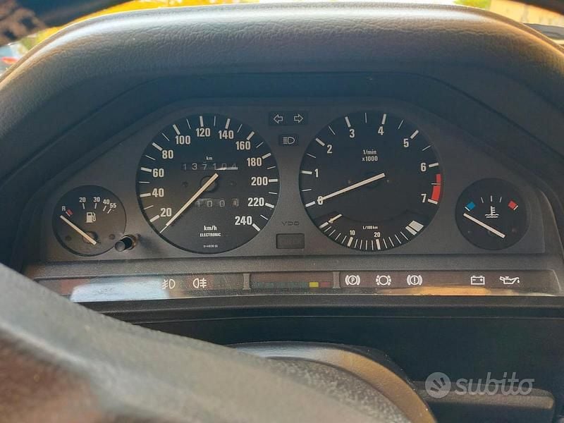 Usata BMW 320 1987 Bianco Coupé