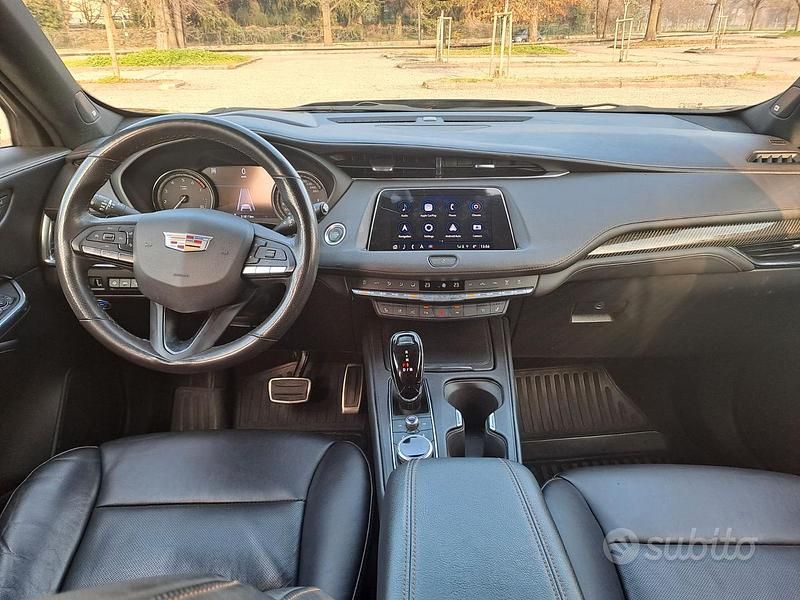 Usata Cadillac XT4 230 CV (169 kW) 2023 Nero SUV