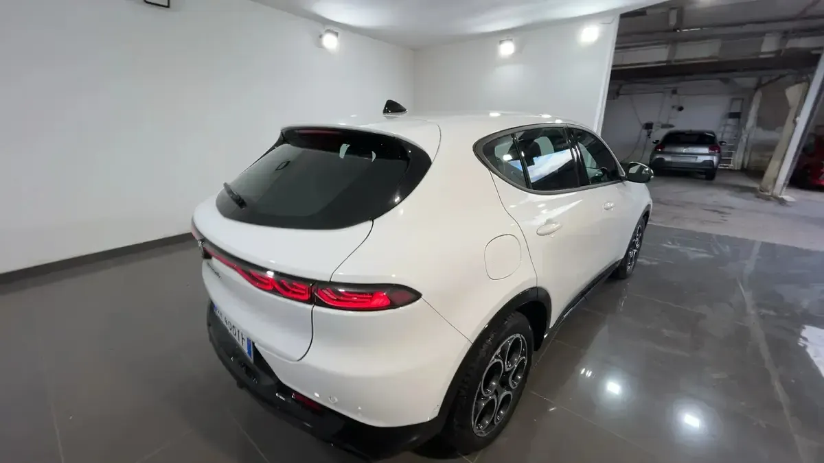 Usata Alfa Romeo Tonale Sprint 130 CV (95 kW) 2024 240bianco alfa SUV