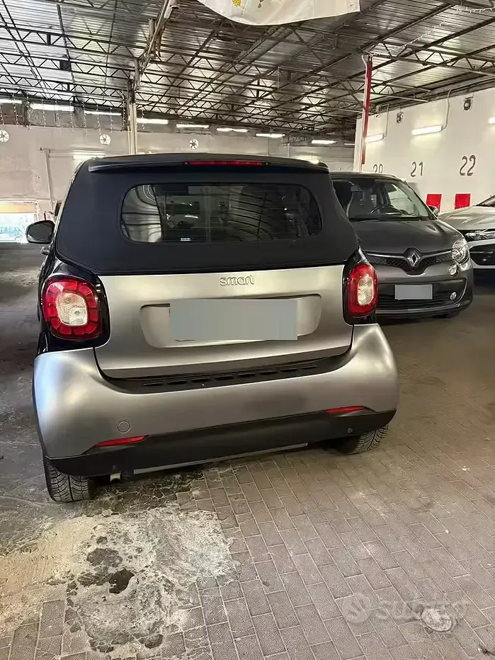 Begagnad Smart ForTwo Cabrio 71 HK (52 kW) 2018 Grå Cab