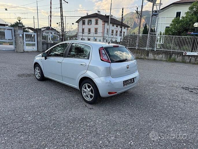 Usata Fiat Punto Evo S 75 CV (55 kW) 2012 Blu Utilitaria
