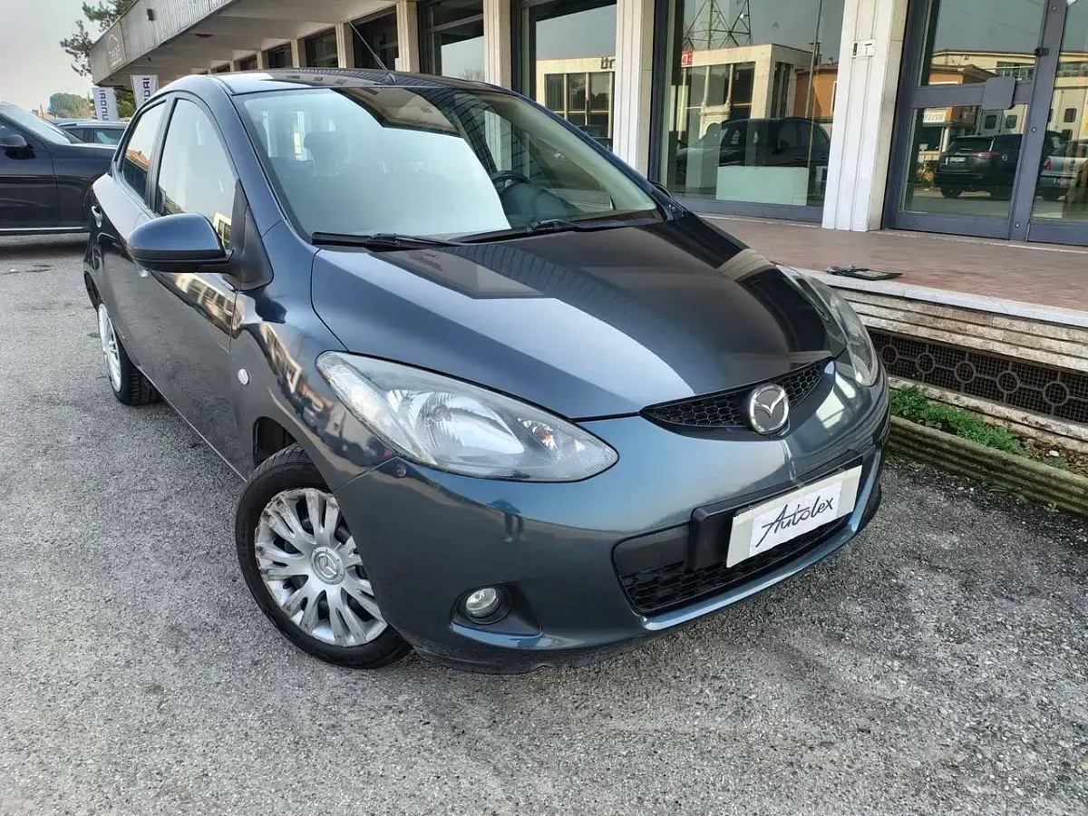 Usata Mazda 2 90th Anniversary 75 CV (55 kW) 2008 Grigio Utilitaria