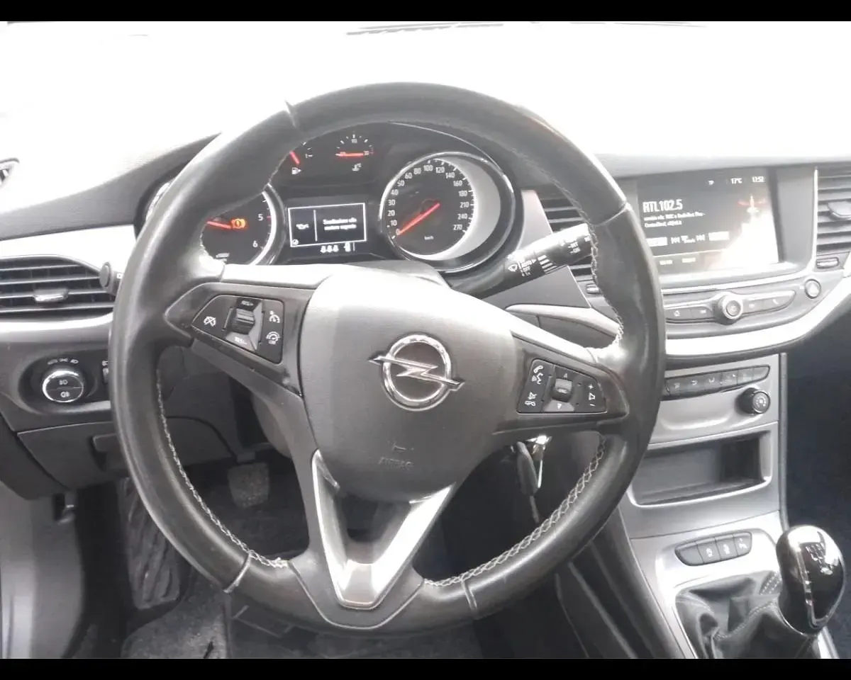Usata Opel Astra 110 CV (80 kW) 2019 Nero Berlina