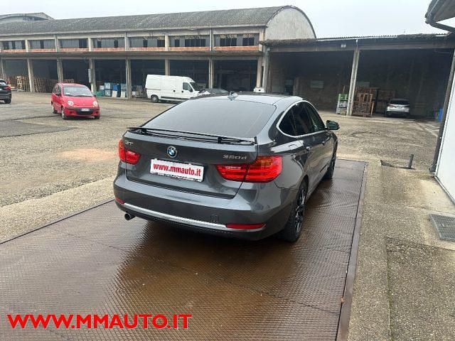 Usata BMW 320 Gran Turismo 184 CV (135 kW) 2014 Grigio scuro Berlina