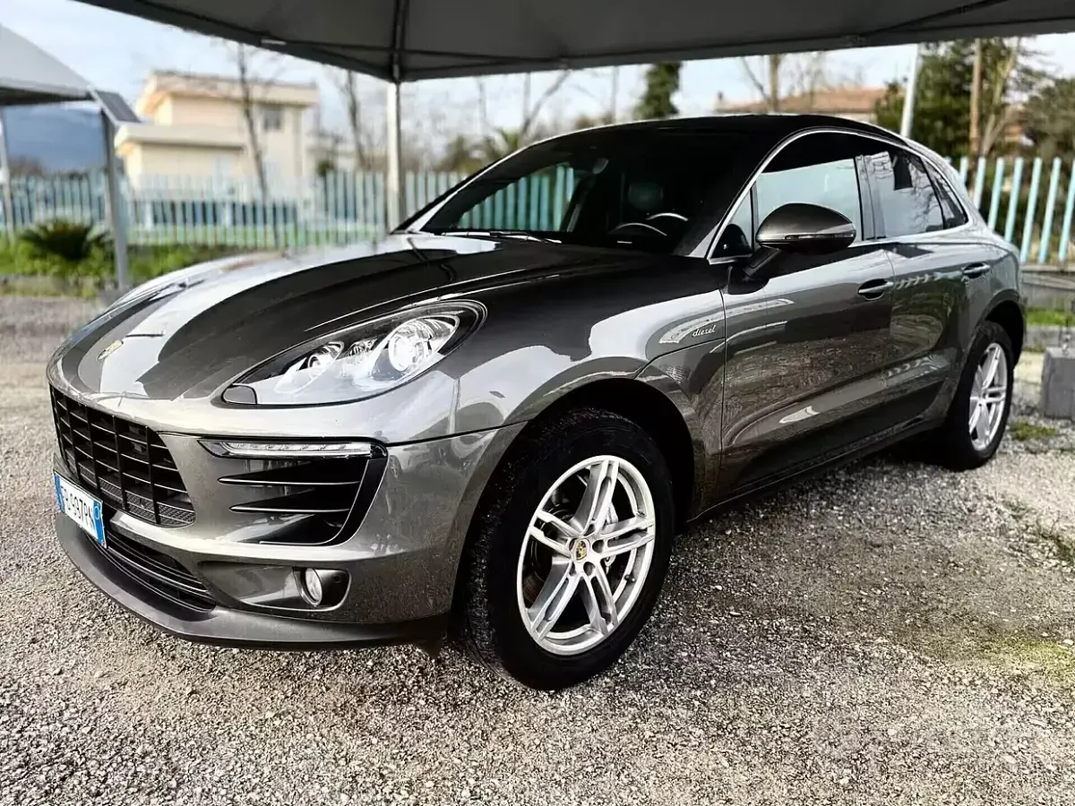 Usata Porsche Macan 250 CV (183 kW) 2016 Grigio SUV