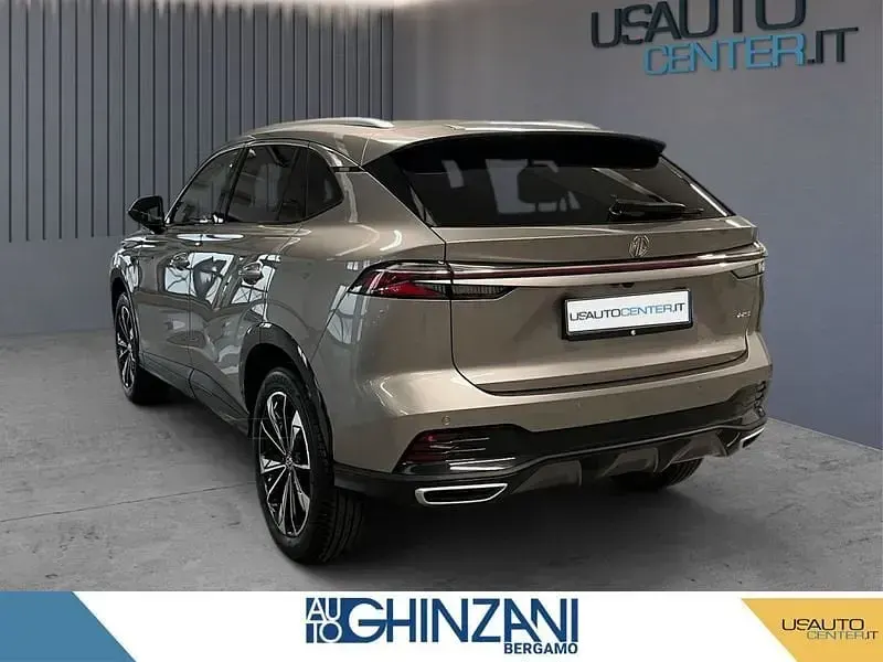 Usata MG HS Comfort 170 CV (125 kW) 2024 Grigio SUV