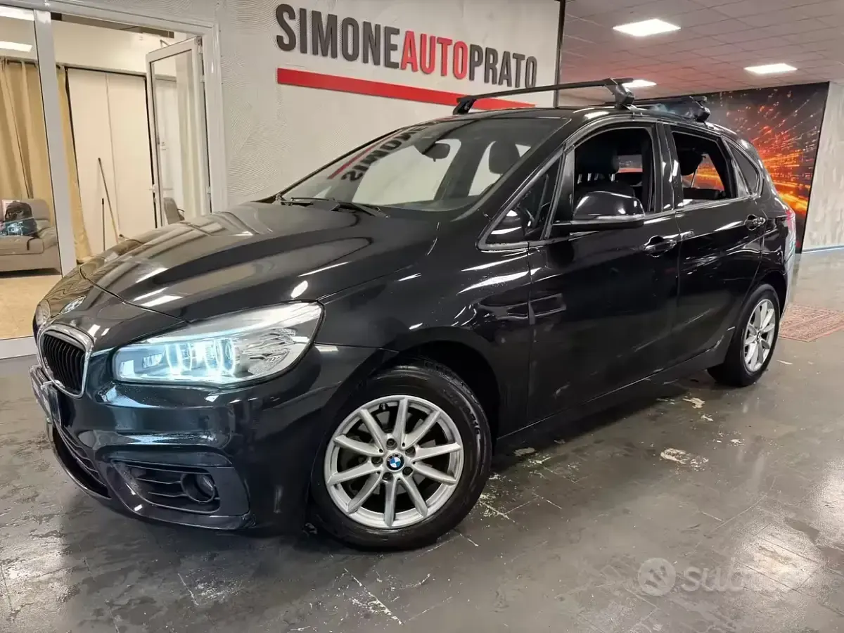 Usata BMW 218 Luxury Line 150 CV (110 kW) 2015 Nero Station wagon