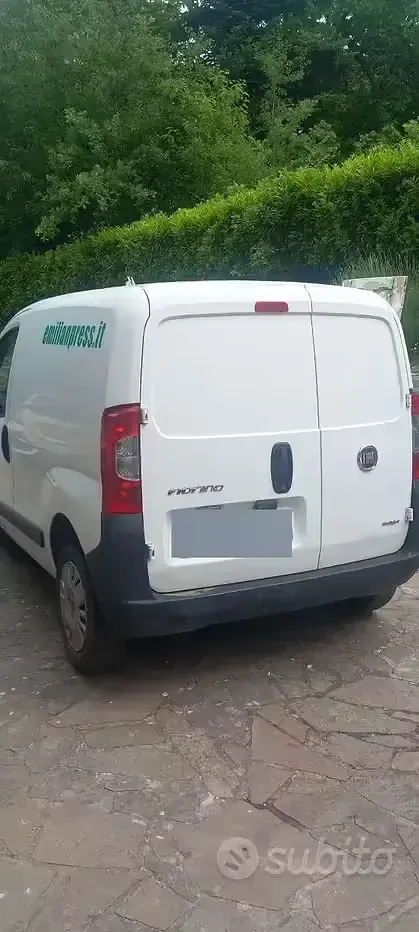 Usata Fiat Fiorino 75 CV (55 kW) 2013 Bianco Monovolume