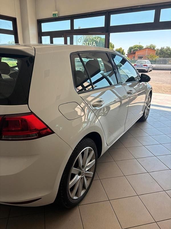 Usata VW Golf VII Comfortline 89 CV (65 kW) 2014 Bianco Berlina