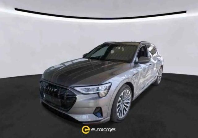 Usata Audi e-tron S-Line 300 kW (408 CV) 2023 Grigio SUV