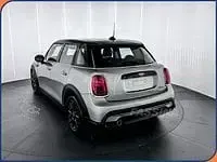 Usata Mini Cooper Essential 136 CV (100 kW) 2024 Nero/grigio Utilitaria