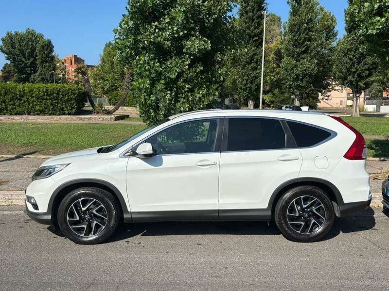 Bianco Usata 2017 Honda CR-V Elegance Plus SUV | 14.500 € (Buon prezzo) - Immagine 1/4