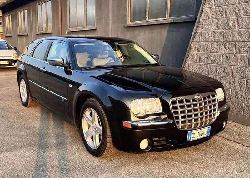 Usata 2008 Chrysler 300C Touring Station wagon | 4900 € (Ottimo prezzo) - Immagine 1/4