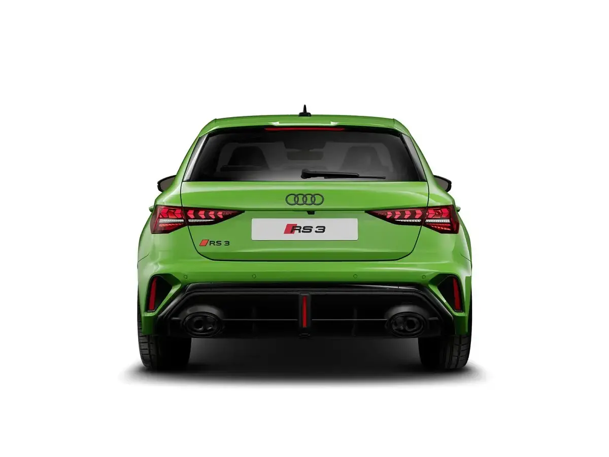 Nuova Audi RS3 Comfort 400 CV (294 kW) 2026 Verde kyalami Berlina