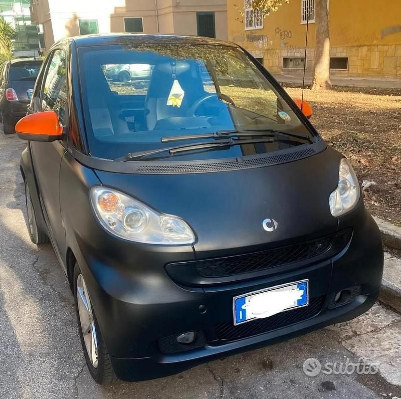 Usata 2010 Smart ForTwo Coupé Utilitaria | 6300 € (Cara) - Immagine 1/4