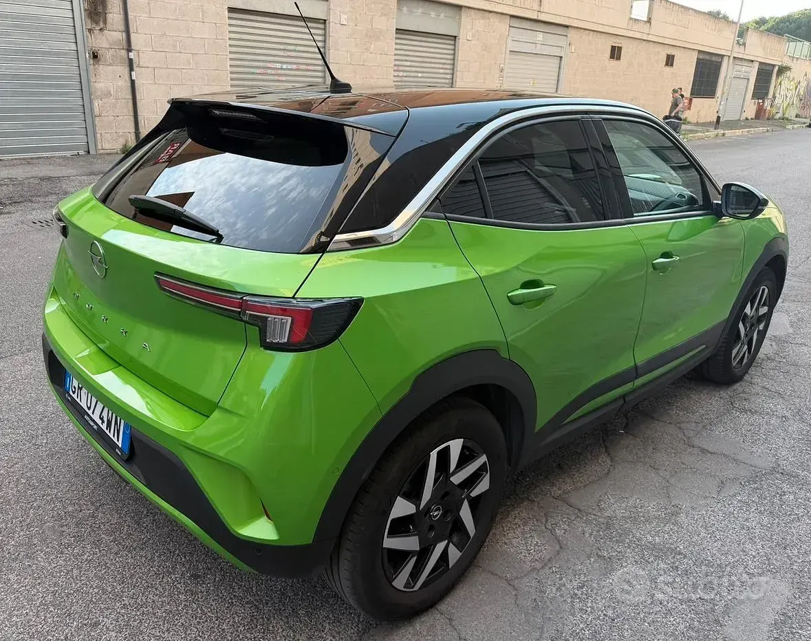 Usata Opel Mokka Edition 101 CV (74 kW) 2023 Verde SUV