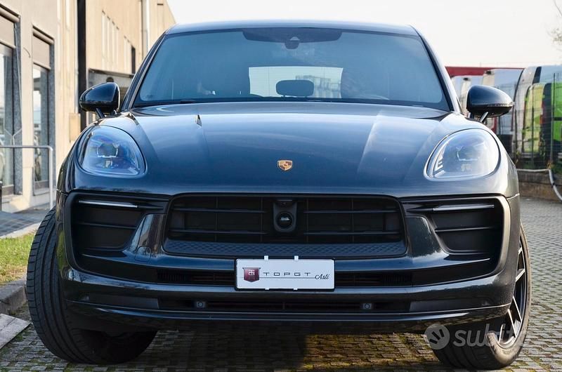 Usata Porsche Macan Sport 265 CV (194 kW) 2021 Grigio SUV