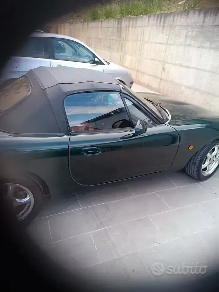 Usata Mazda MX5 110 CV (80 kW) 2001 Cabrio