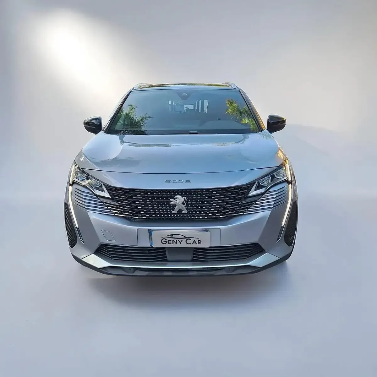 Usata Peugeot 5008 GT 131 CV (96 kW) 2023 Grigio SUV