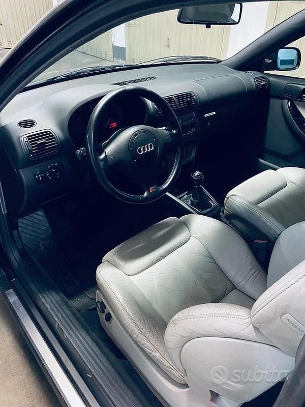 Usata Audi S3 210 CV (154 kW) 1999 Utilitaria