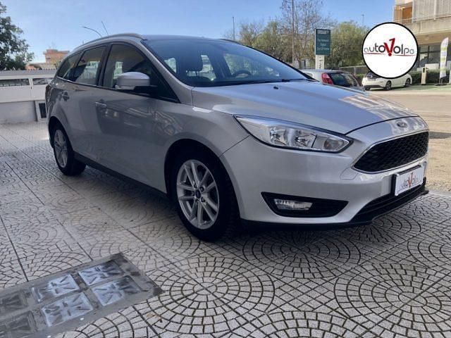 Usata Ford Focus Titanium 120 CV (88 kW) 2015 Argento Station wagon