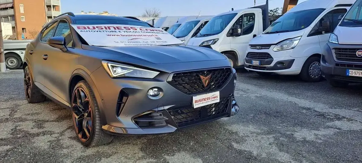 Usata Cupra Formentor VZ 390 CV (286 kW) 2022 Grigio opaco e bronzo SUV