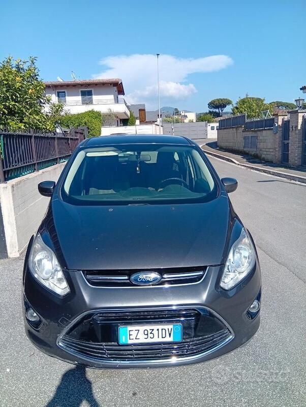 Grigio Usata 2015 Ford C-MAX Monovolume | 6400 € (Ottimo prezzo) - Immagine 1/4